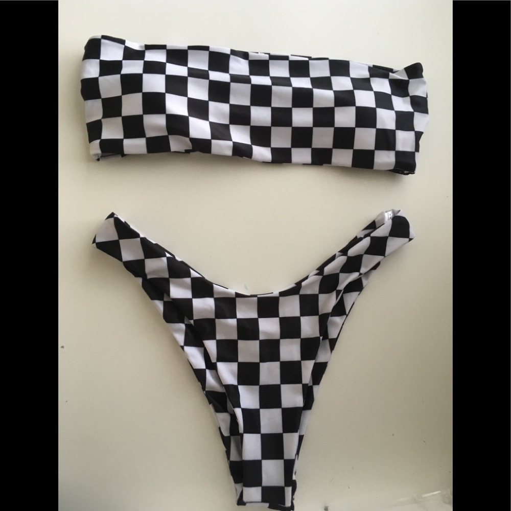 NWOT Checkered Shein Bikini